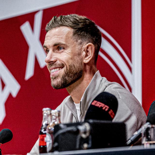 竞技宝官网-亨德森：我绝不会批评沙特联赛，向性少数群体道歉