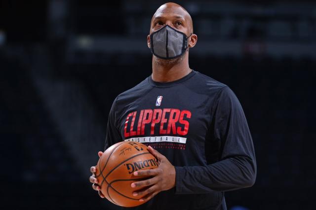 比卢普斯扩充黑人主帅队伍，战术素养人情世故兼具